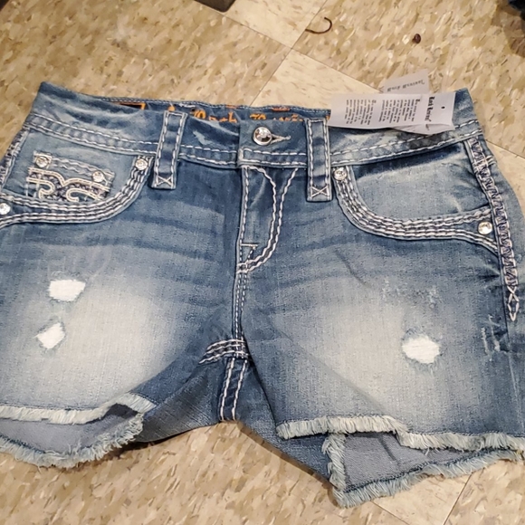Womens rock revival jean shorts - Picture 2 of 4